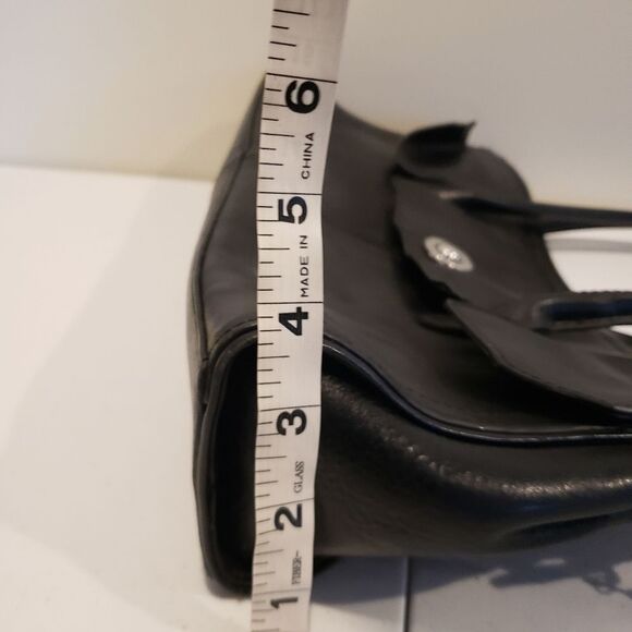 Wilson Leather Bag Black - Picture 7 of 7